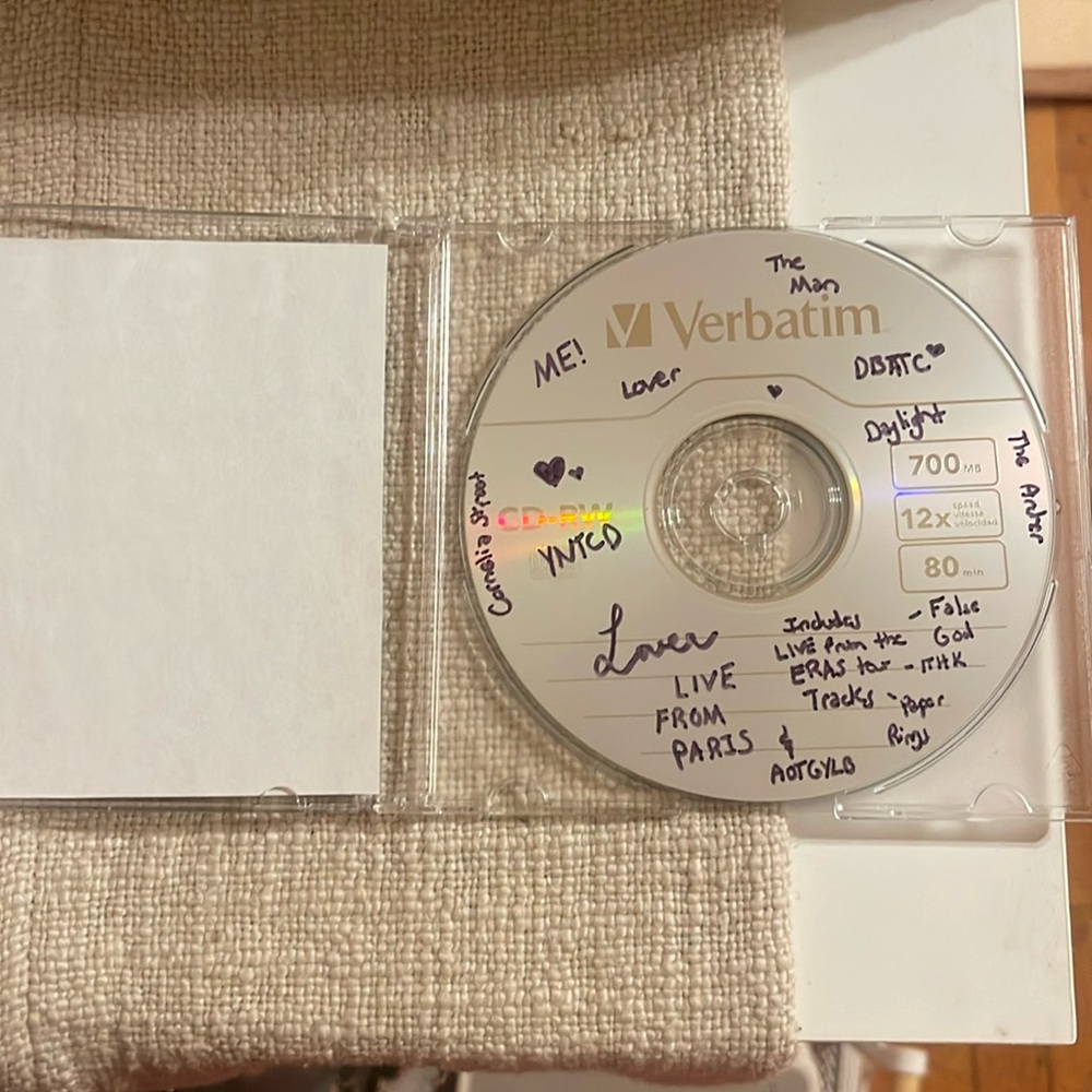 Taylor Swift Fan Made Lover Live From Paris CD 💕 - Picture 3 of 5